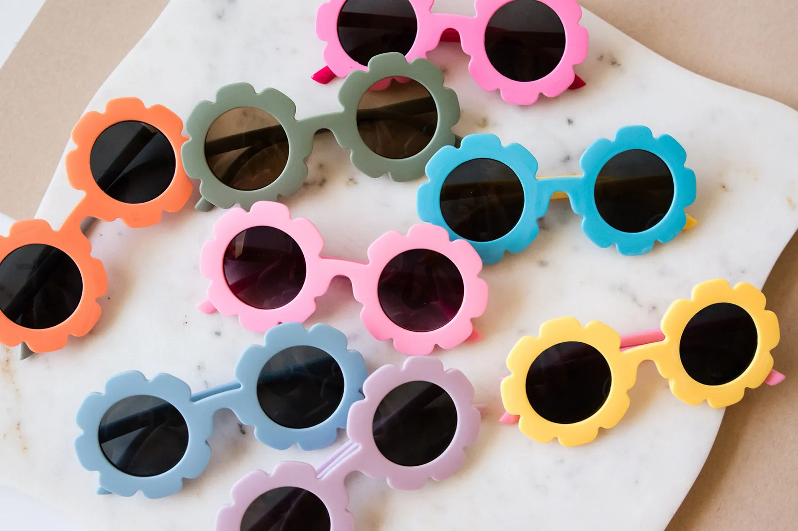 Babeehive Goods Toddler & Kid Daisy Sunglasses - Blue & Yellow
