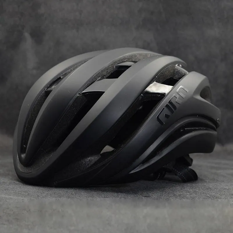 Lightweight Ventilated Cycling Helmet
