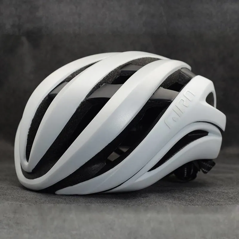 Lightweight Ventilated Cycling Helmet