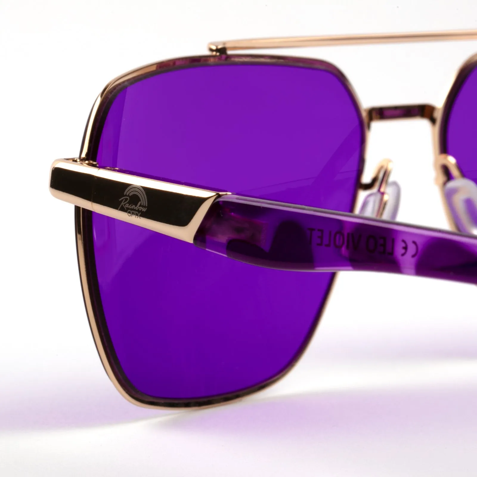 Violet - Leo Frame